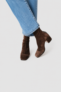 Violet - Square Toe Boots